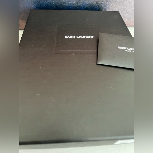 ๐SOLD๐ SAINT LAURENT Large Black WOC Grain de Poudre Wallet on Chain Monogram - Picture 15 of 16